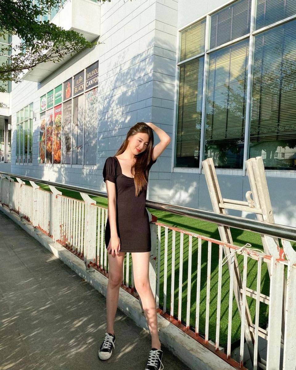 View Benyapa (instagram.com/view.benyapa)
