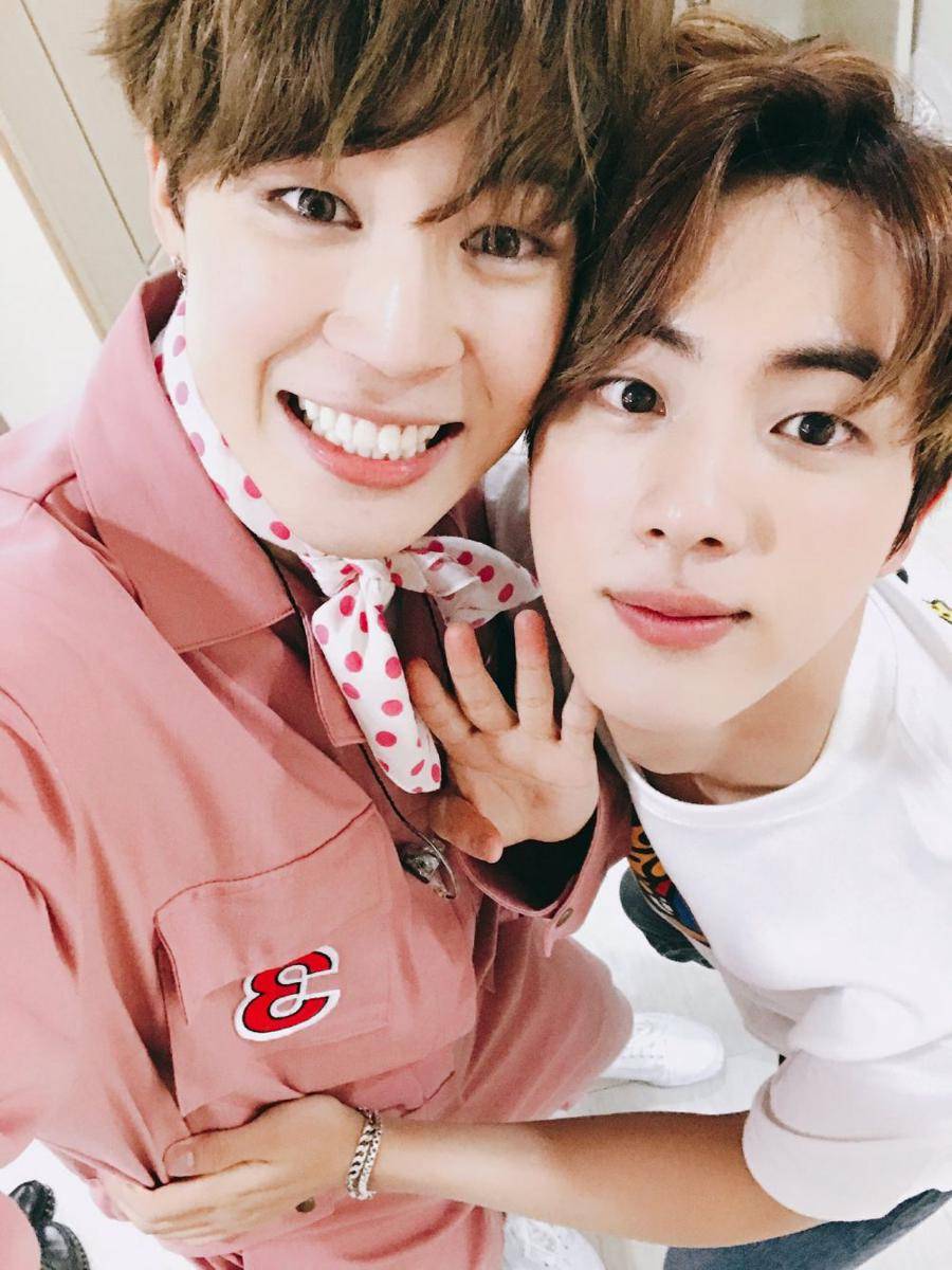 Jin dan Jimin BTS (twitter.com/BTS_twt)