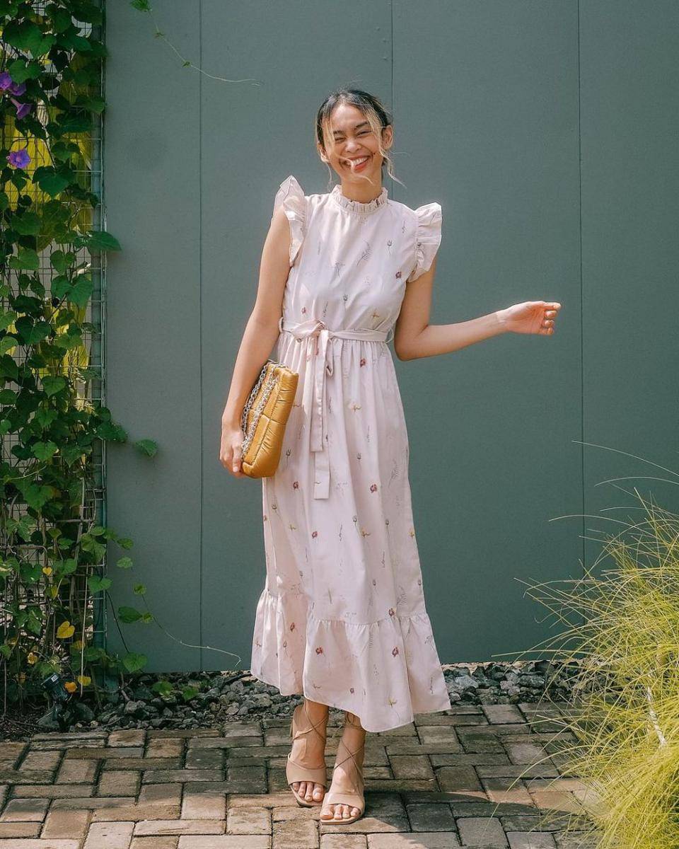 inspirasi OOTD hangout ala Conchita Caroline (instagram.com/conchizzlin)