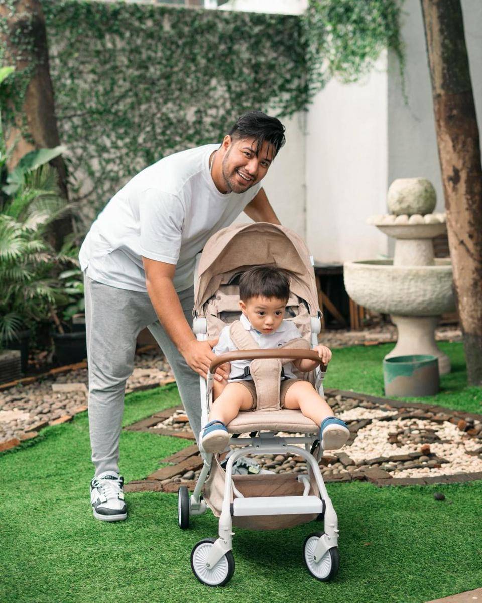 Ammar Zoni dan buah hati (instagram.com/ammarzoni)