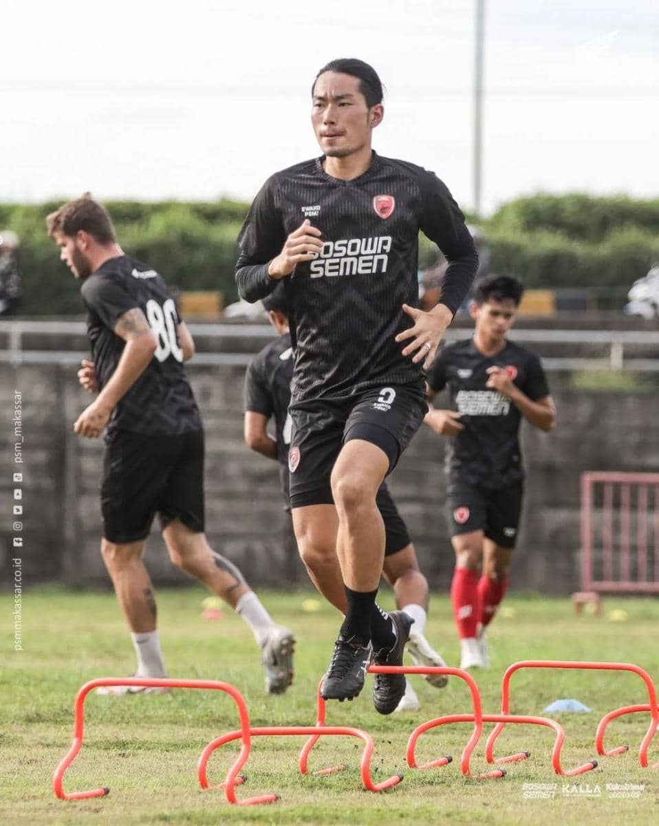 Penyerang PSM Makassar Kenzo Nambu dalam sesi latihan di Bosowa Sport Center pada Selasa 7 Juni 2022. (Instagram.com/psm_makassar)