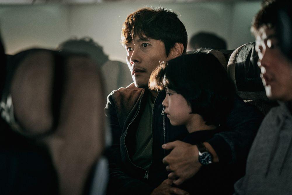 Lee Byung Hun dan Song Kang Ho Curhat Soal Film Emergency Declaration
