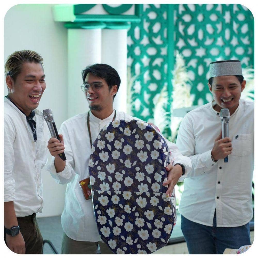 silaturahmi artis di momen halal bihalal 2022 (instagram.com/dhiniaminarti)