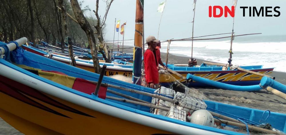 Gelombang Pasang dan Angin Kencang, Ratusan Nelayan di Bantul Tak Melaut