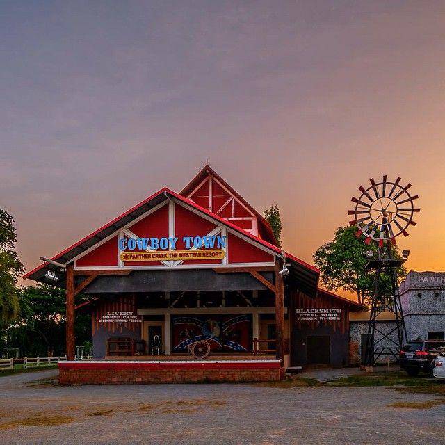 Panther Creek Resort (instagram.com/strangersroll)
