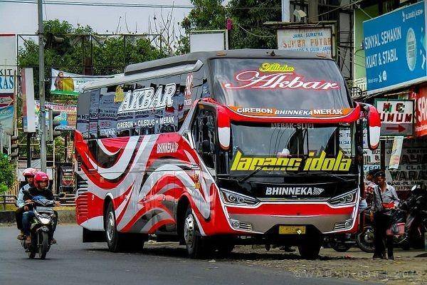 Ilustrasi Bus (Instagram.com/official_bhineka_lovers)