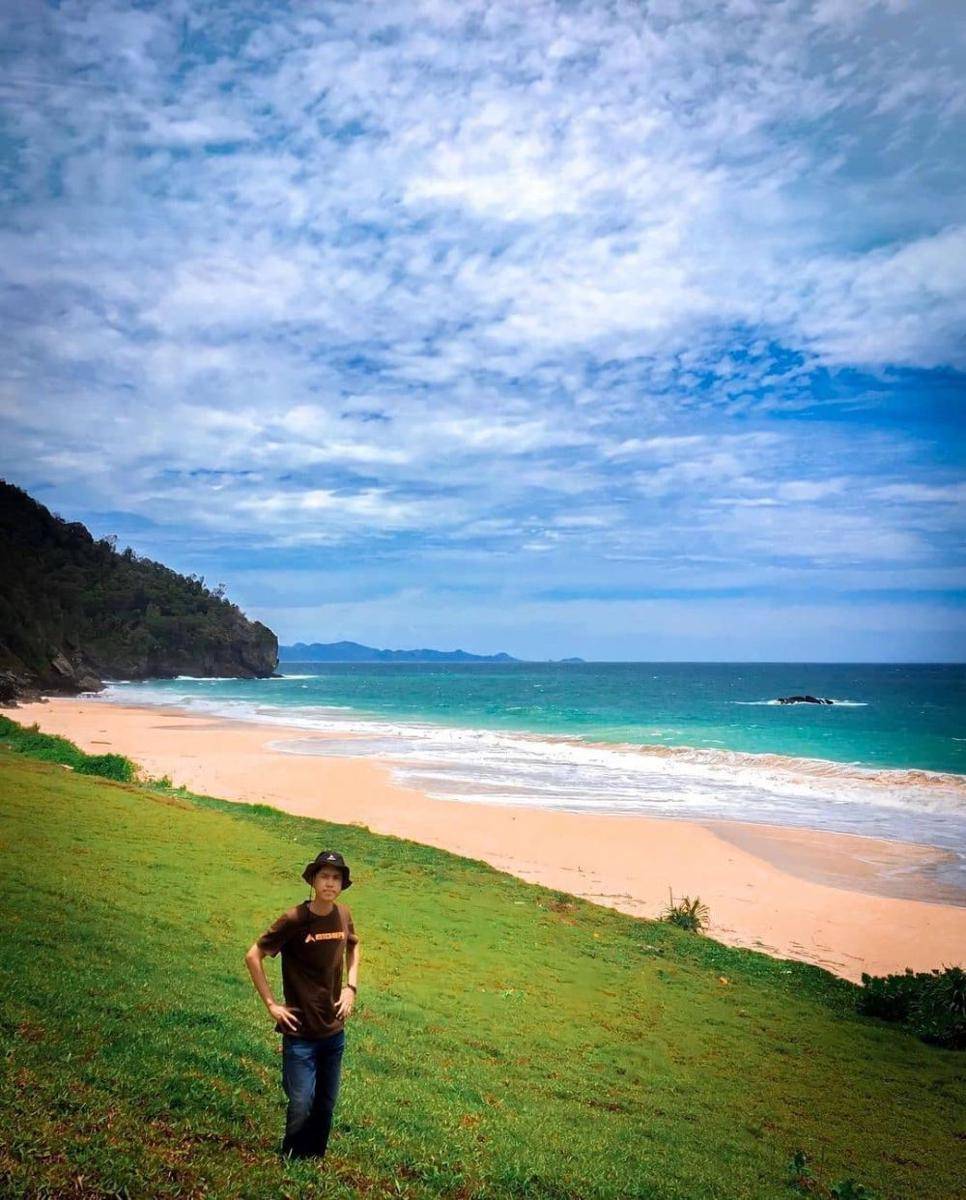 Pantai Lange (instagram.com/rahmansyah.izratulbait)