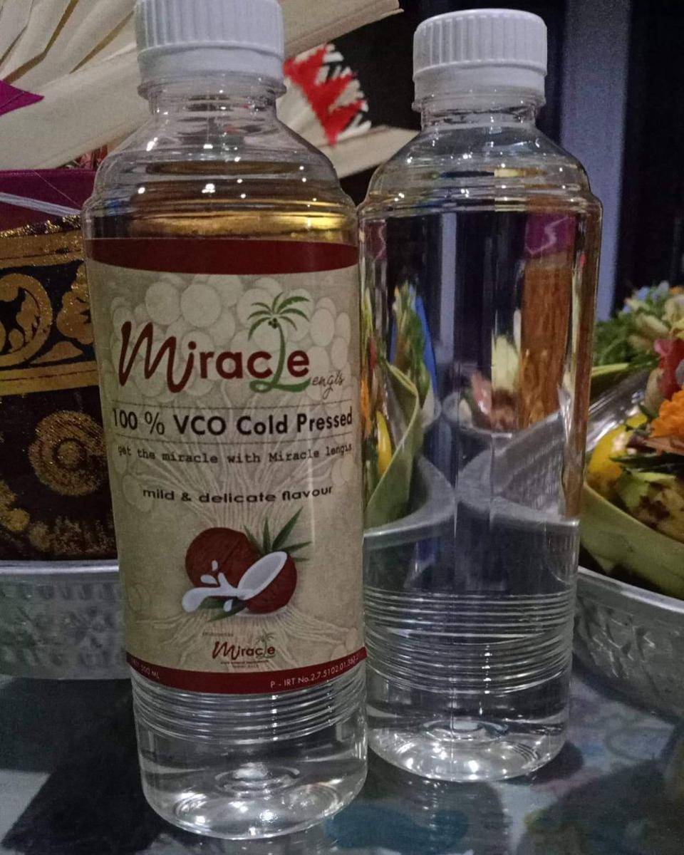 Produk VCO Miracle Lengis Bali (facebook.com/Miracle-lengis)
