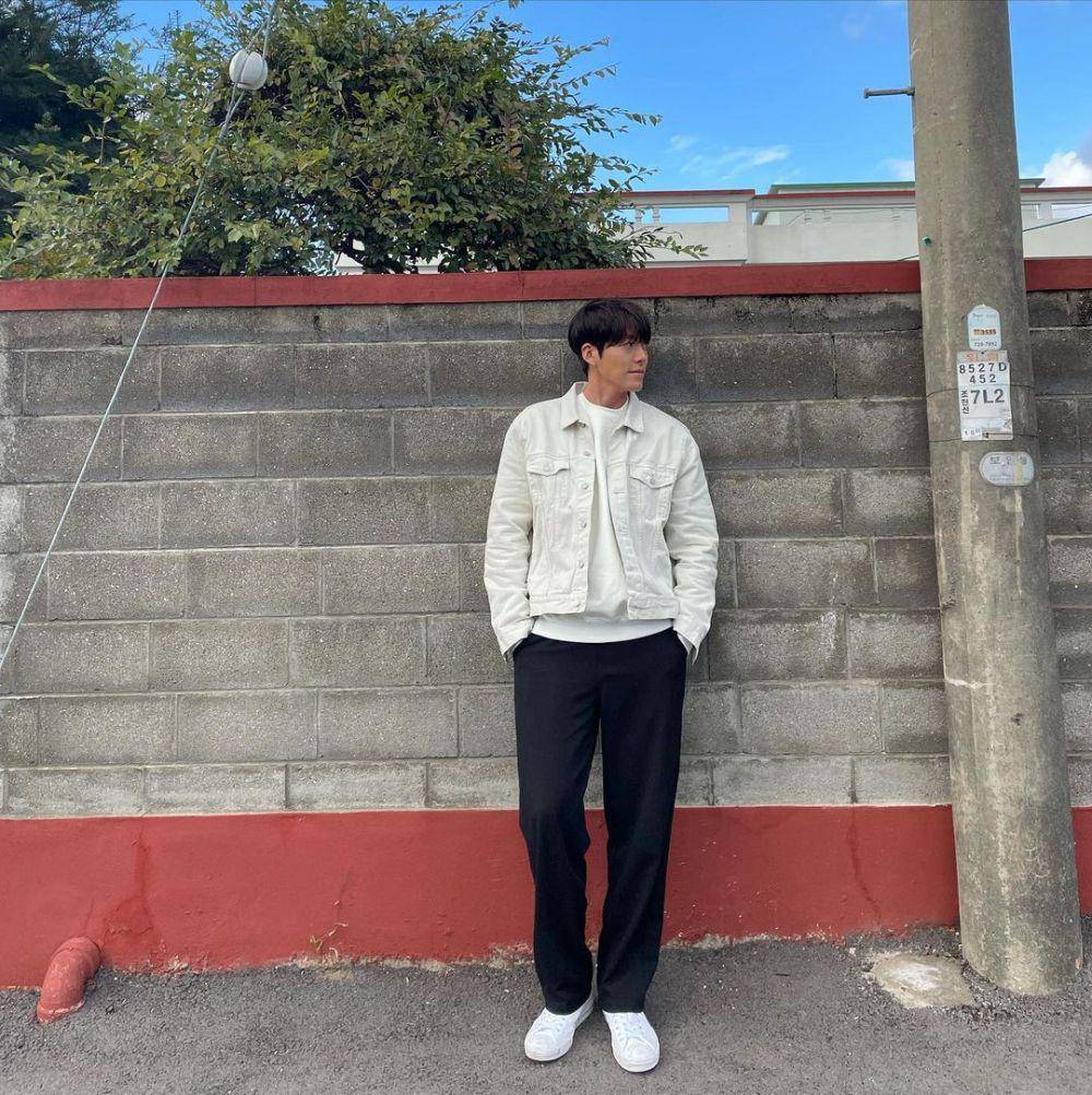 OOTD ngedate ala Kim Woo Bin (instagram.com/____kimwoobin)