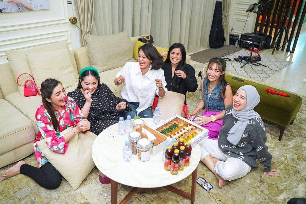 potret geng Cendol (instagram.com/tya_ariestya)