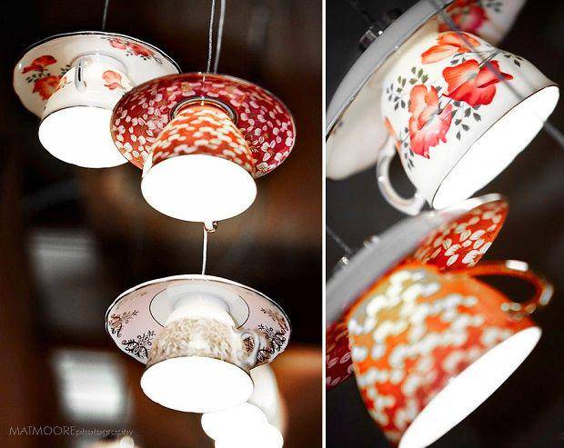 Caping lampu dari cangkir (boredpanda.com)