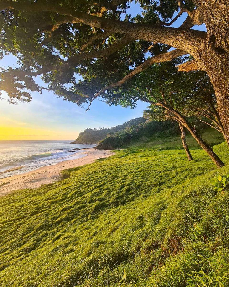 Pantai Lange (instagram.com/khalid_noer)