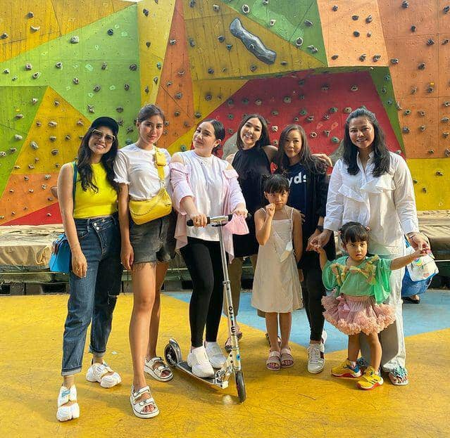 Momen launching produk baru Raffi dan Nagita (instagram.com/vienstasman)