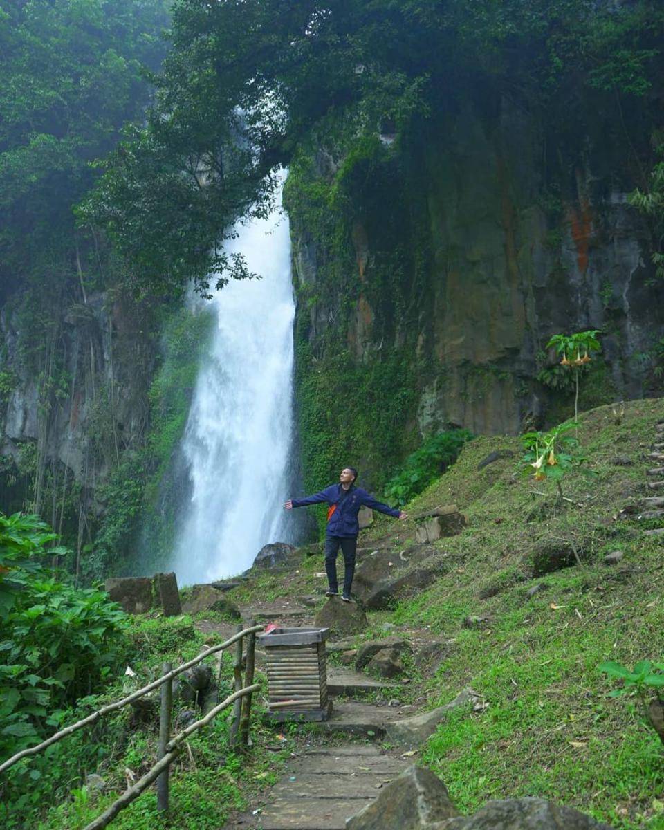 Air Terjun Sikulikap (instagram.com/ardiyantokoto97)