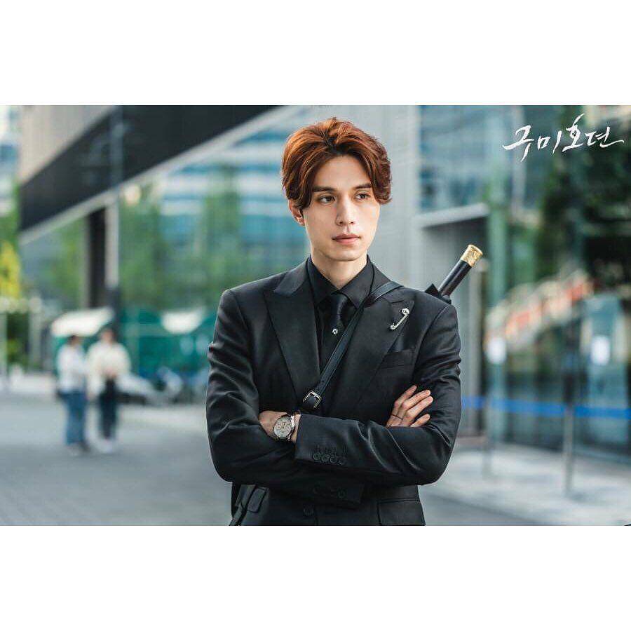 Lee Dong Wook di drama The Tale of Nine Tailed (instagram.com/tvn_drama)