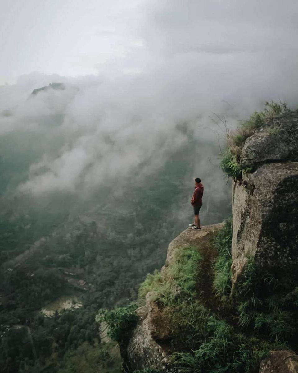 Gunung Besek (instagram.com/akuruzdy)