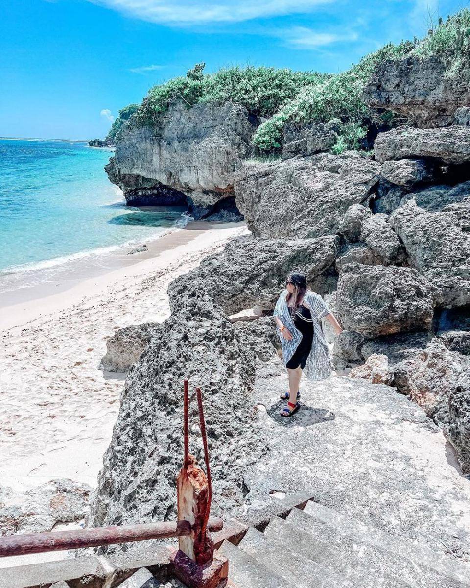 Pantai Pura Geger (instagram.com/ninajaturtles)