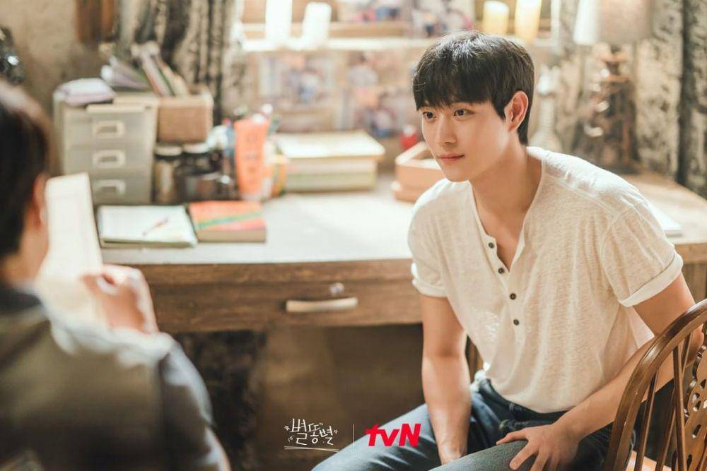 Kim Young Dae di drama Shooting Stars (instagram.com/tvn_drama)