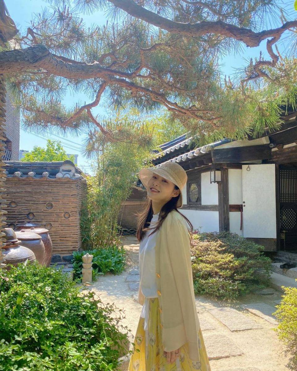 potret Rakkojae Seoul Bukchon, lokasi syuting Bride The Century (instagram.com/hanaleevv)