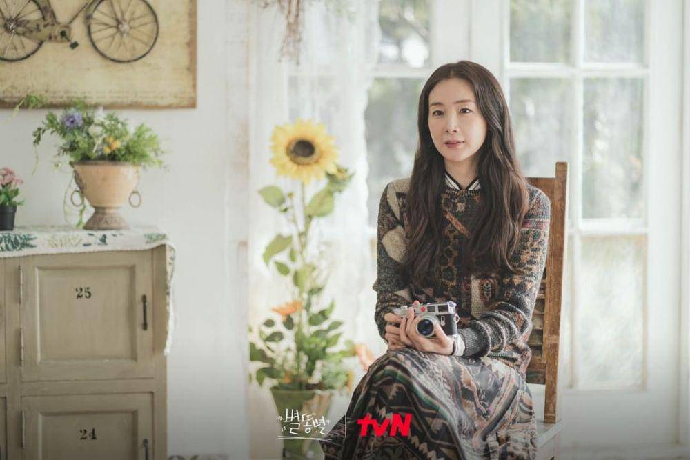 Choi Ji Woo di drama Shooting Stars (instagram.com/tvn_drama)