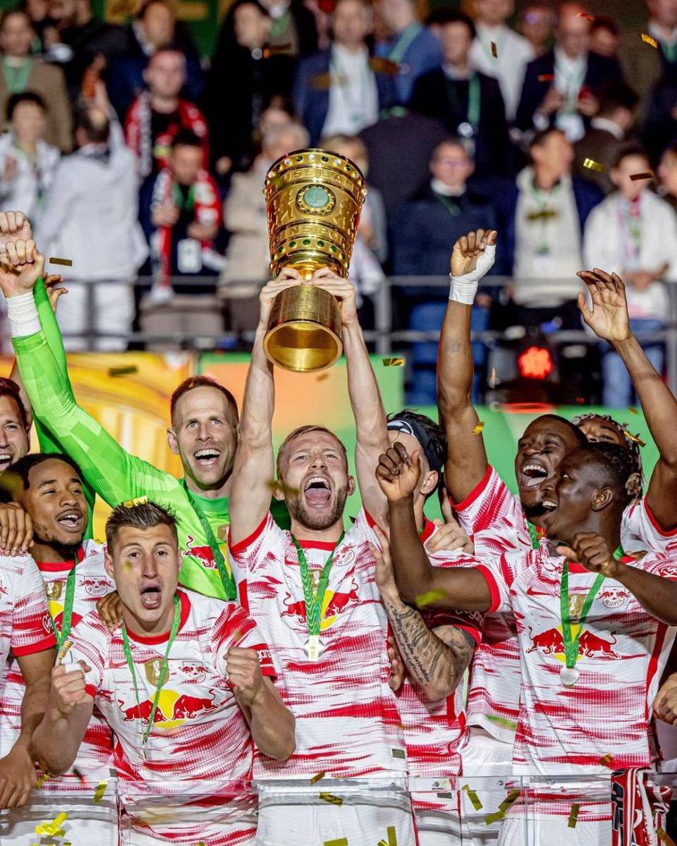 Willi Orban dan RB Leipzig (instagram.com/rbleipzig)