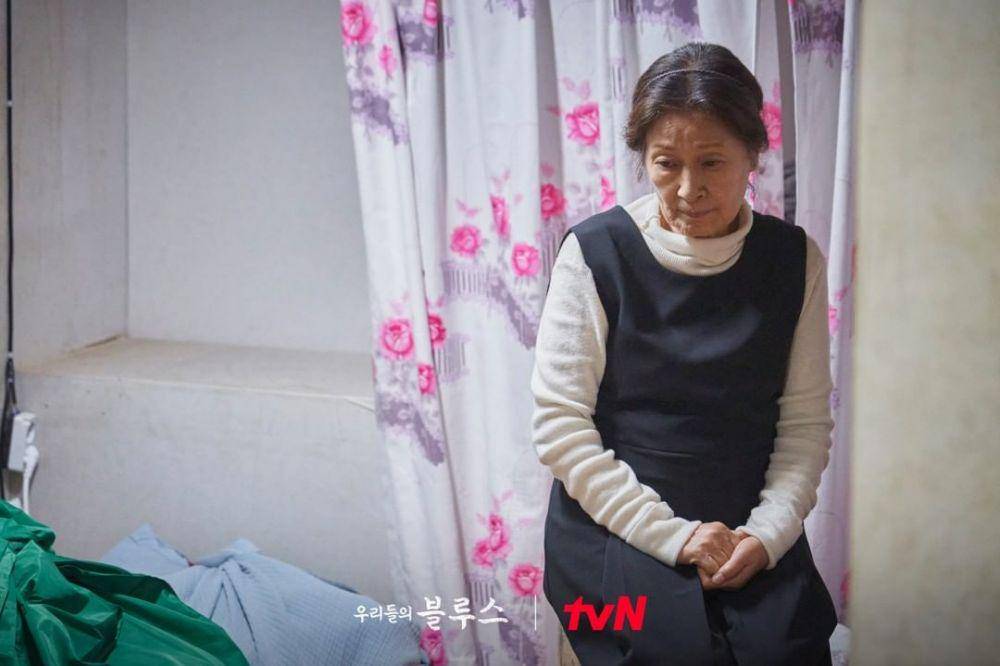 Kim Hye Ja di drama Our Blues (instagram.com/tvn_drama)