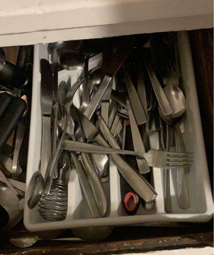 hal menjengkelkan di rumah (reddit.com/lovelymoondrops)