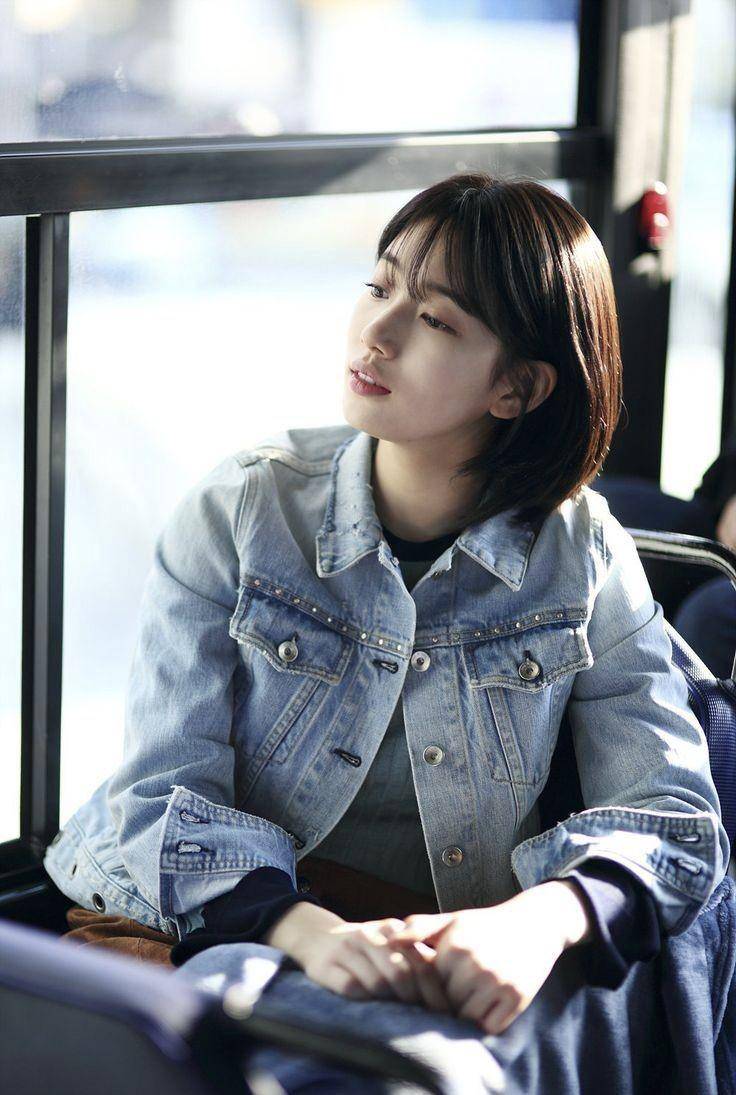 Bae Suzy. (Twitter.com).