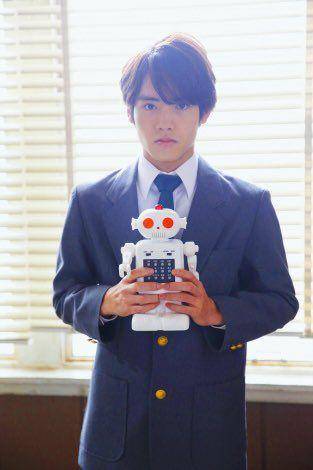 Akaso Eiji (twitter.com/赤楚衛二)