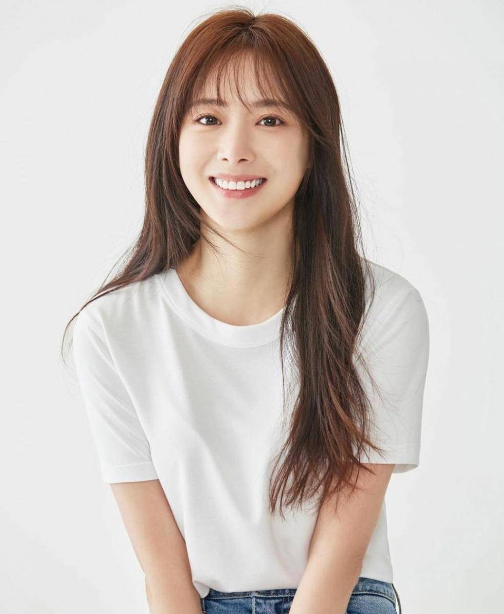 Kim Da Ye (instagram.com/d.yea)
