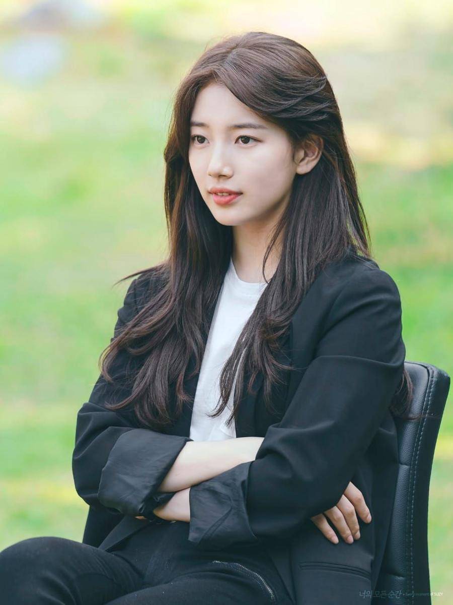 Bae Suzy. (Twitter/Go Haeri).