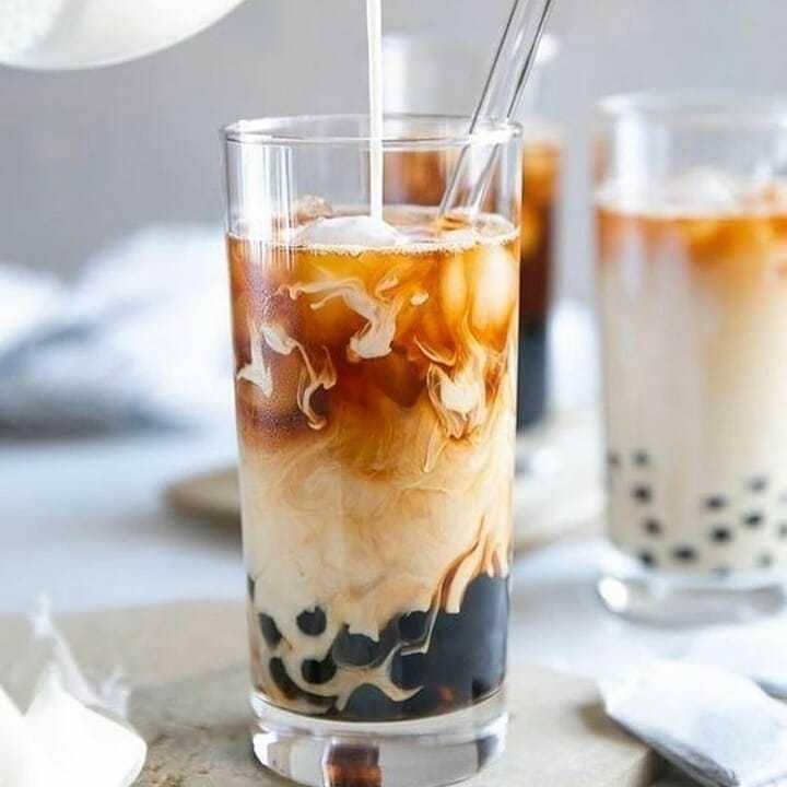 kopi boba (instagram.com/jiwanta_coffeesho)