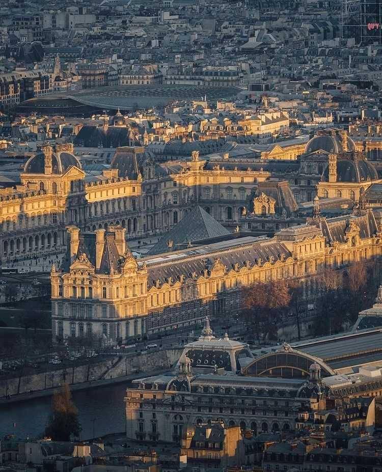 Museum Louvre (instagram.com/museelouvre)