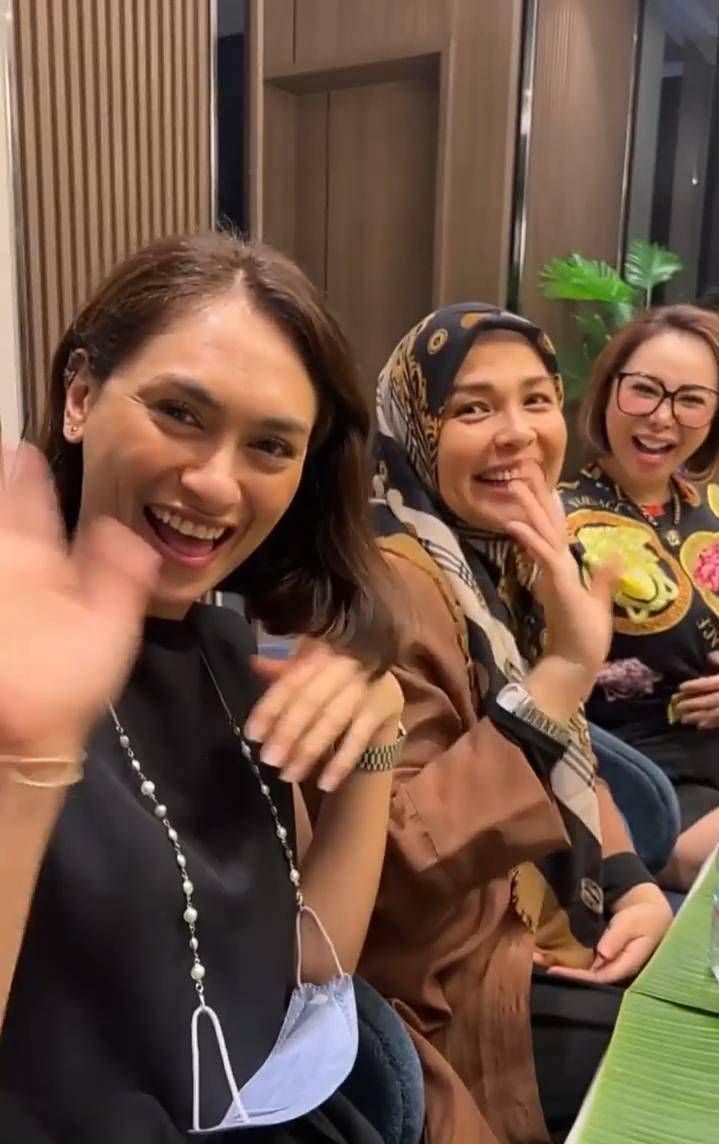 reuni pemain sinetron Jiran (instagram.com/titi_kamall)