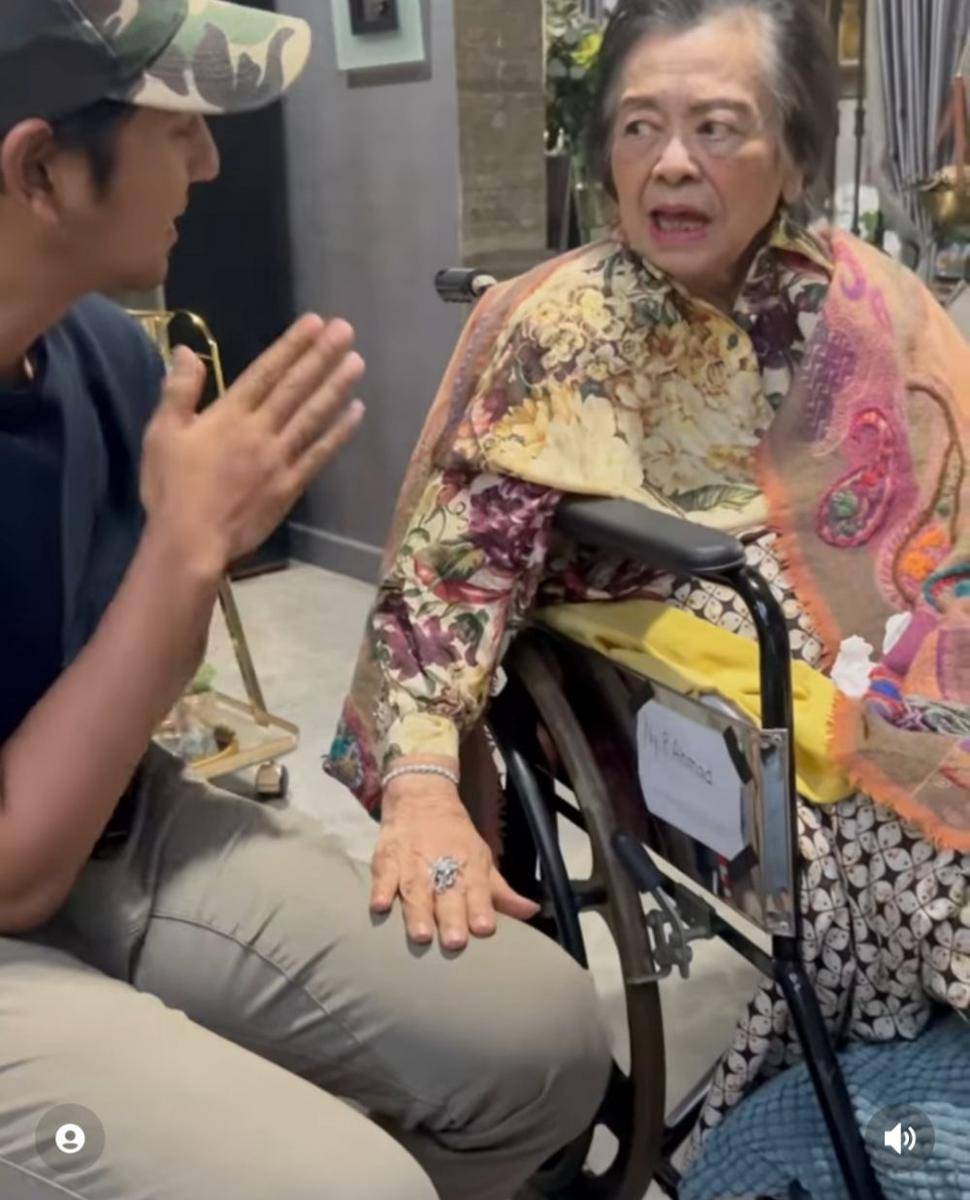 Momen mamih Popon bertemu Arya Saloka. (instagram.com/raffinagita1717)