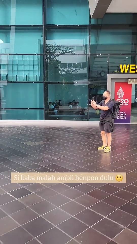 Momen anniversary ke-7 Sabai Dieter dan Ringgo Agus (instagram.com/sabaidieter)