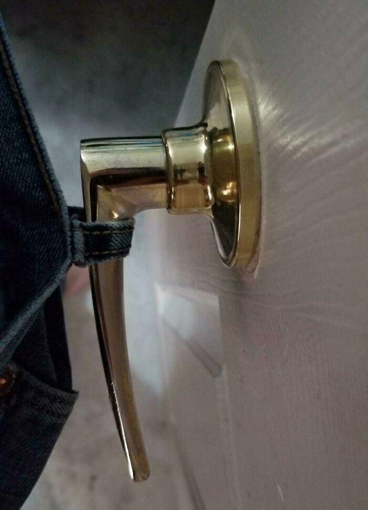 hal menjengkelkan di rumah (reddit.com/CryOky)