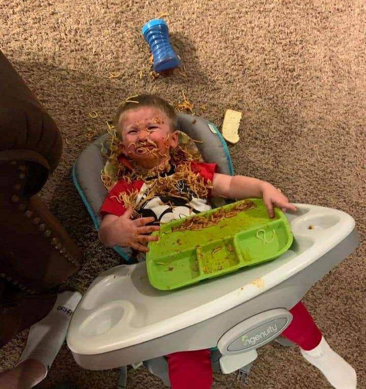 anak heboh saat makan (facebook.com/Kids in Pridacements)