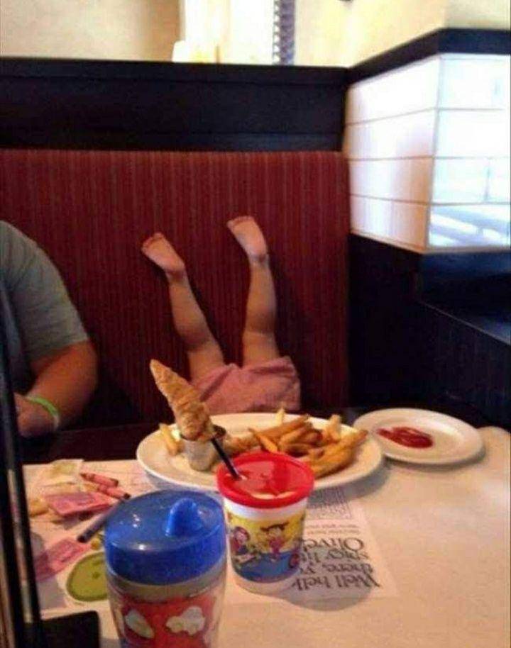 anak heboh saat makan (facebook.com/Kids in Pridacements)
