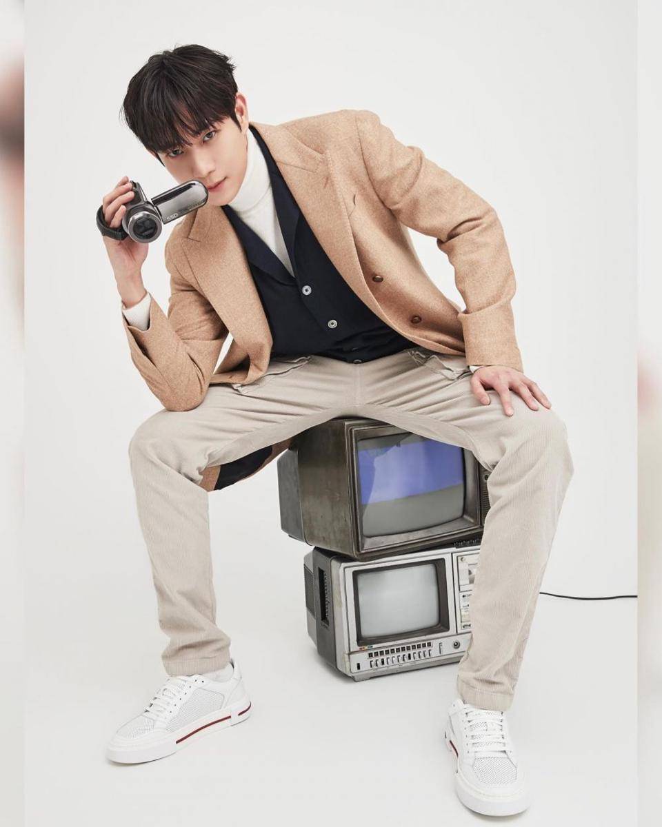 Kim Young Dae (instagram.com/youngdae0302)