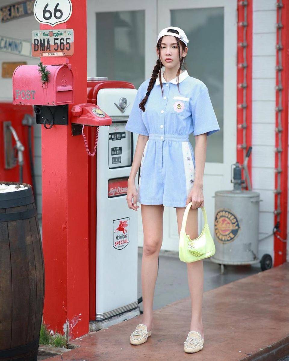 outfit hangout ala Sa Anisa Nugraha (instagram.com/aniisa)