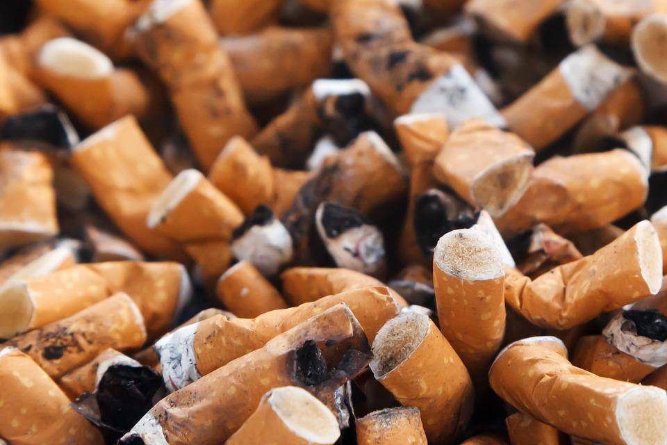 rokok (pixabay.com/PublicDomainPictures)