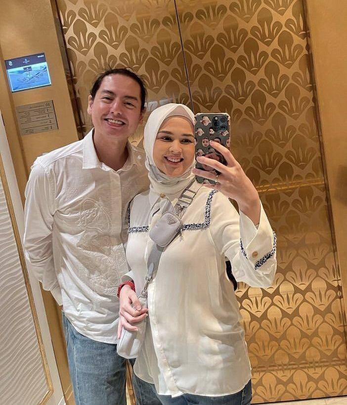 pasangan artis menikah beda usia belasan tahun (instagram.com/rogerojey)