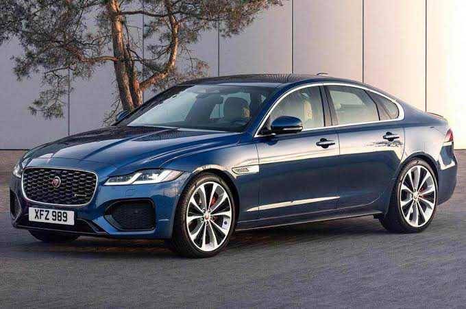 Jaguar XF (otoloka.id)