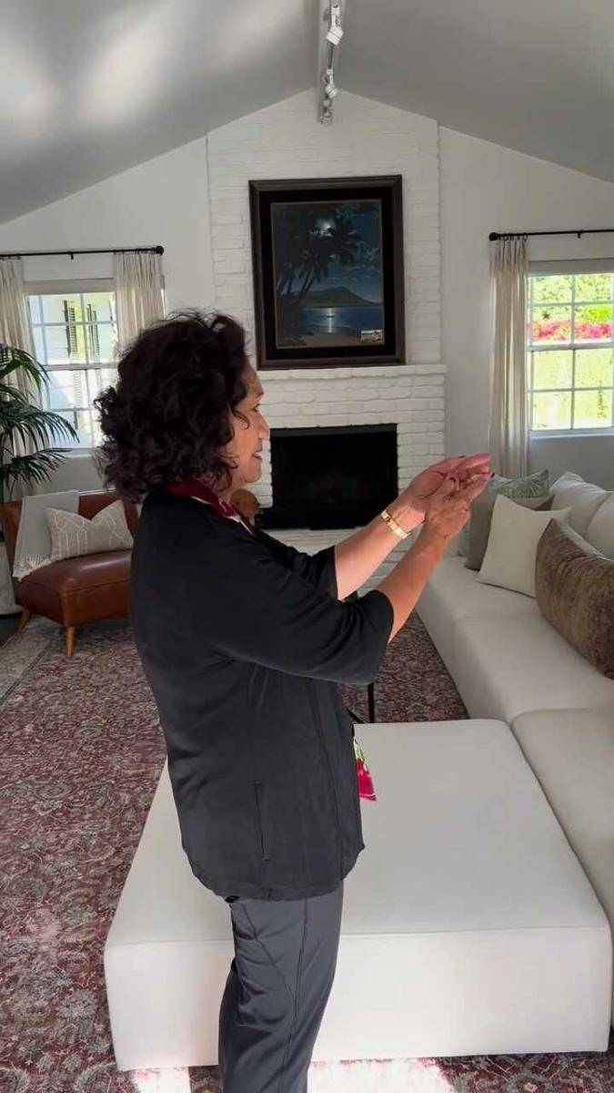 Ata Johnson dapat kejutan rumah baru (instagram.com/therock)