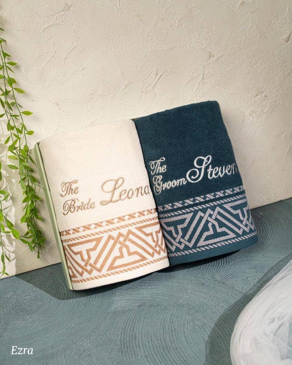 Kado pernikahan (instagram.com/howelandco)