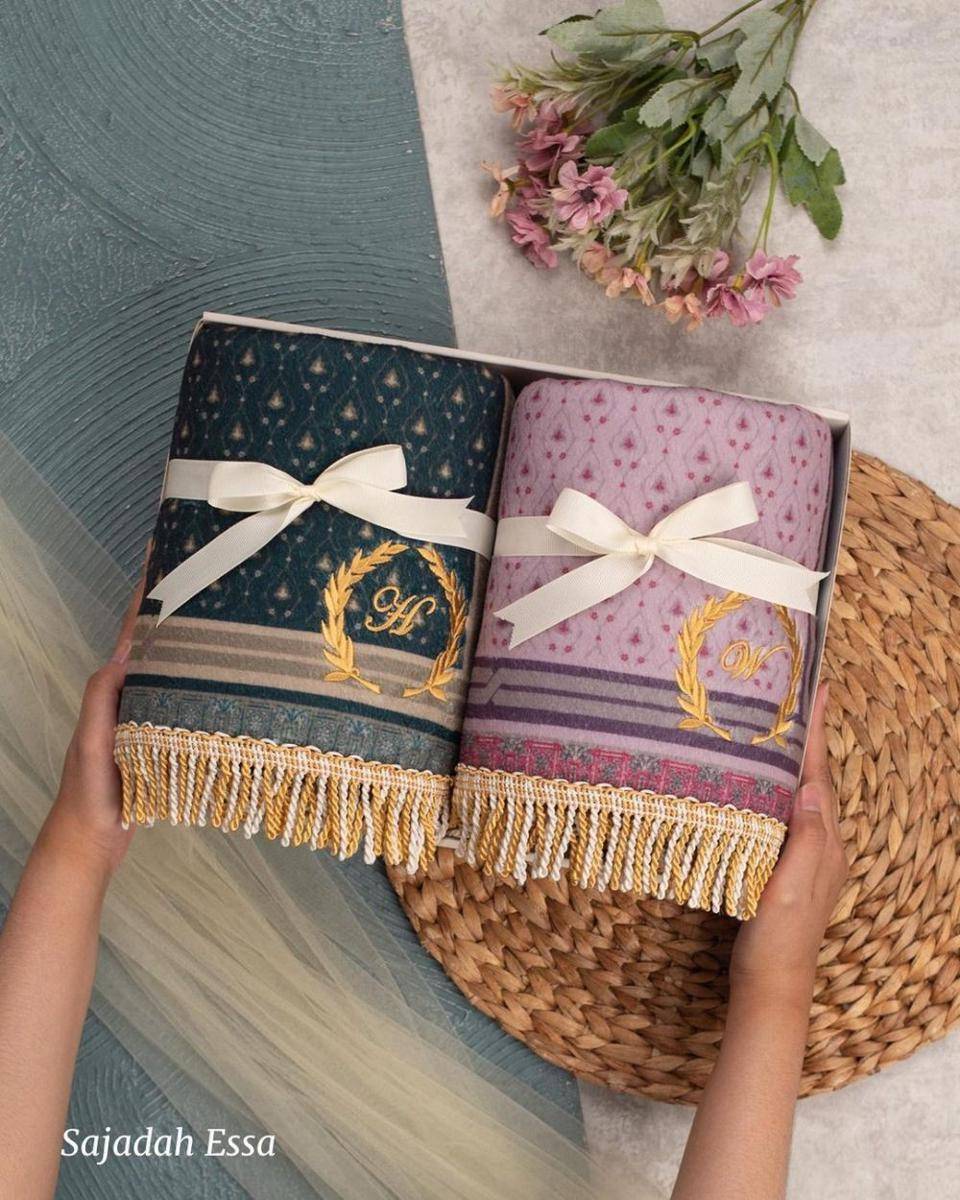 Kado pernikahan (instagram.com/howelandco)