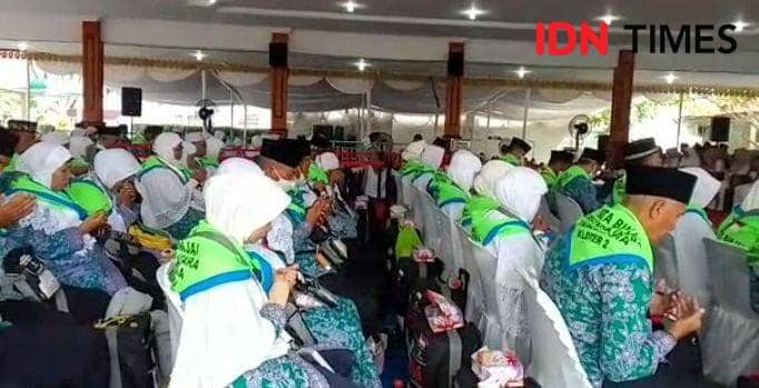 Walikota Binjai yang melepas jemaah haji asal Kota Binjai (IDN Times/ Bambang Suhandoko)