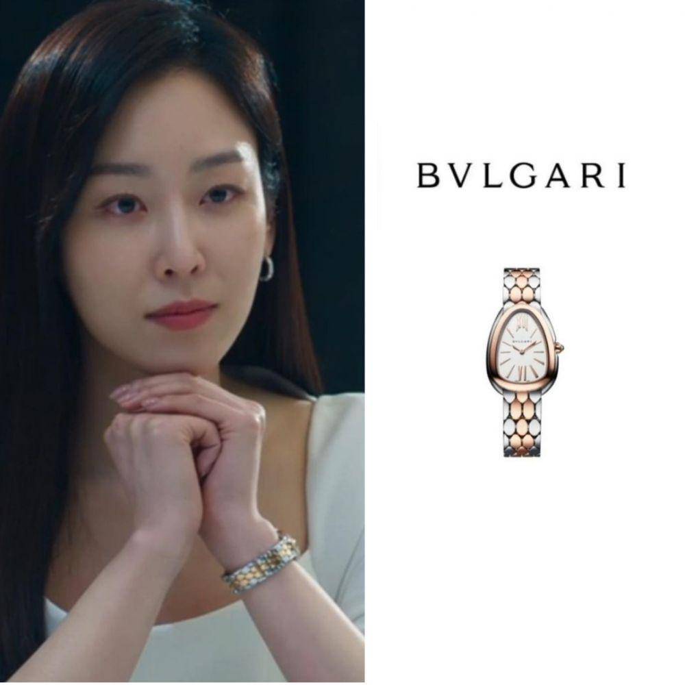 Harga outfit dan aksesoris Seo Hyun Jin di KDrama Why Her? (doc.pribadi)