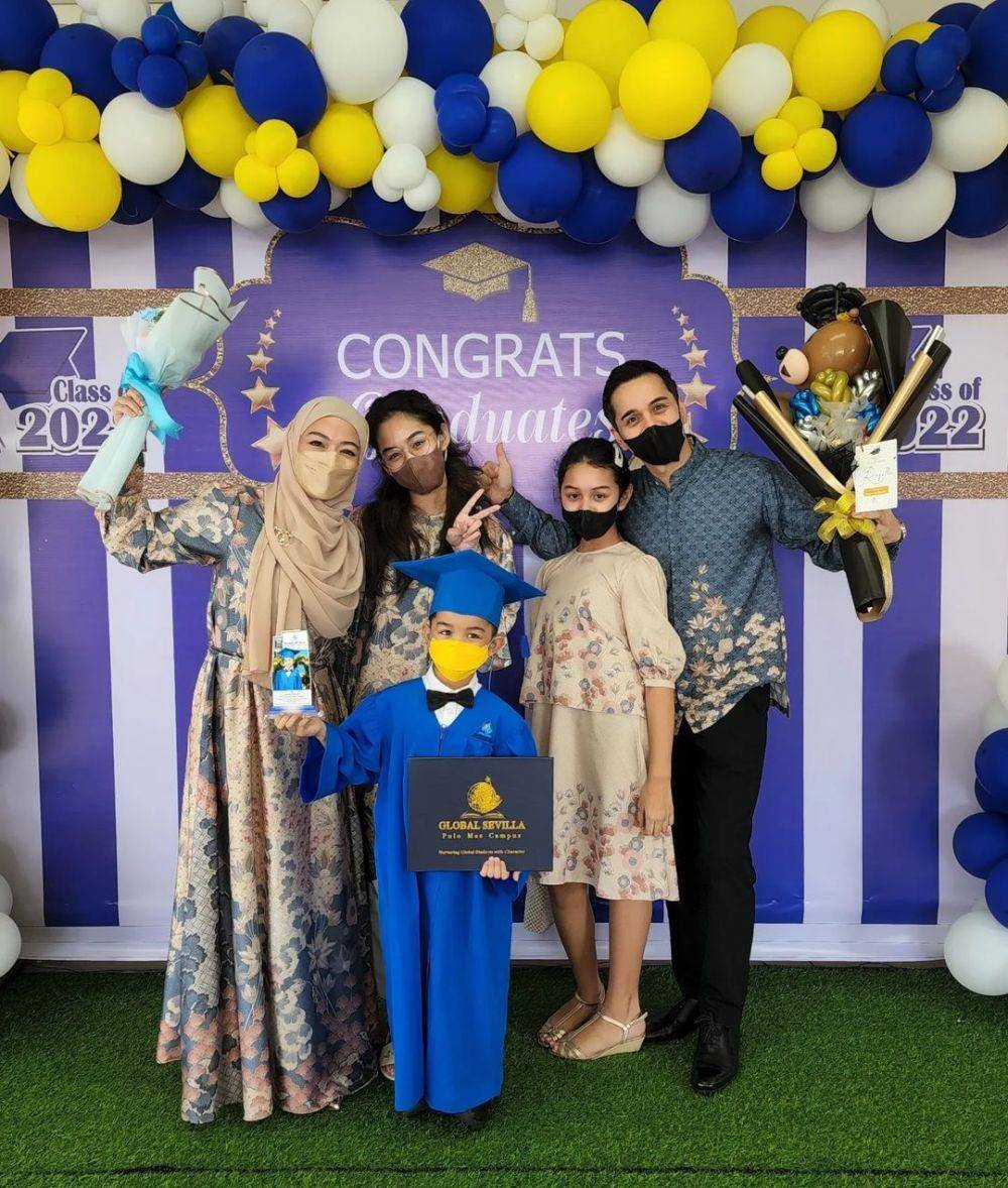 potret wisuda TK Raqilla (instagram.com/rio.stokhorst)